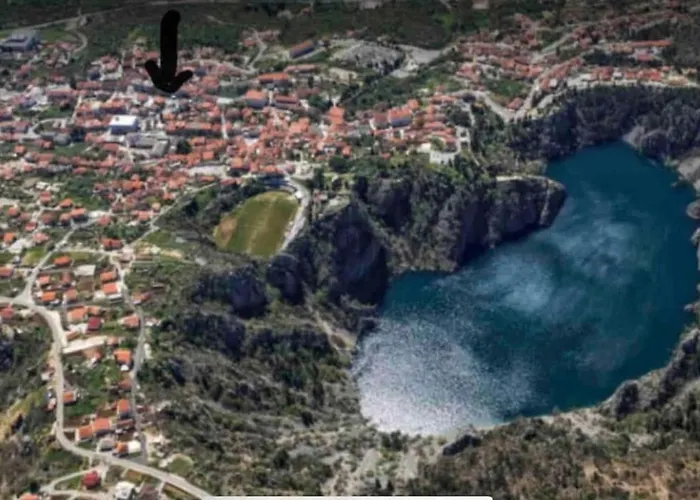 Maras Terrace Marini Dvori *